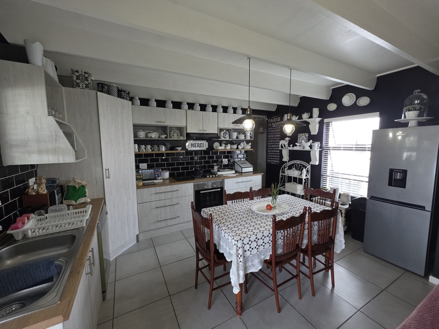 3 Bedroom Property for Sale in Struisbaai Western Cape